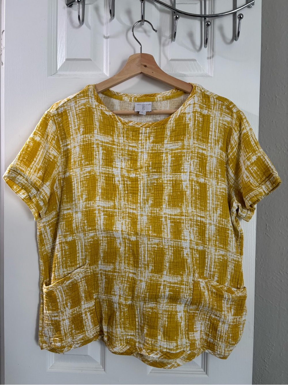 Relaxed Mustard Plaid Short-Sleeve Top with Pockets